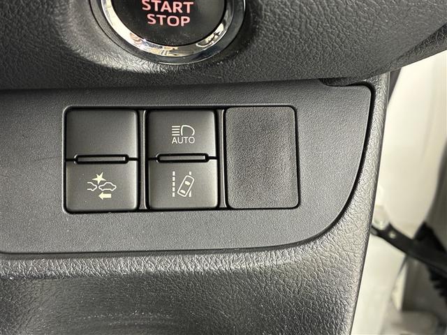 シエンタ Ｇ　４ＷＤ　フルセグ　メモリーナビ　ＤＶＤ再生　バックカメラ　衝突被害軽減システム　ＥＴＣ　両側電動スライド　ＬＥＤヘッドランプ　ウオークスルー　乗車定員６人　３列シート　ワンオーナー（21枚目）