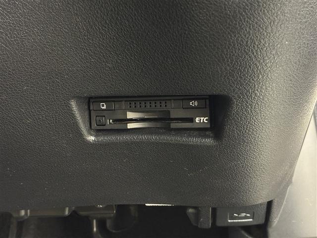 シエンタ Ｇ　４ＷＤ　フルセグ　メモリーナビ　ＤＶＤ再生　バックカメラ　衝突被害軽減システム　ＥＴＣ　両側電動スライド　ＬＥＤヘッドランプ　ウオークスルー　乗車定員６人　３列シート　ワンオーナー（26枚目）