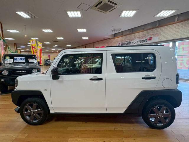 タフト Ｇ　ダーククロムベンチャー　ＬＥＤヘッドライト　ＬＥＤフォグランプ　純正アルミホイール　スカイフィールトップ　オートエアコン　プッシュスタート　シートヒーター　衝突被害軽減ブレーキ　横滑り防止機能　車線逸脱防止機能　Ａストップ（10枚目）