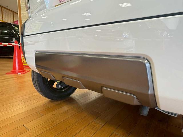 タフト Ｇ　ダーククロムベンチャー　ＬＥＤヘッドライト　ＬＥＤフォグランプ　純正アルミホイール　スカイフィールトップ　オートエアコン　プッシュスタート　シートヒーター　衝突被害軽減ブレーキ　横滑り防止機能　車線逸脱防止機能　Ａストップ（21枚目）