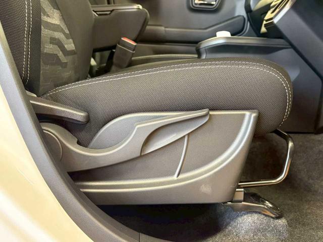 タフト Ｇ　ダーククロムベンチャー　ＬＥＤヘッドライト　ＬＥＤフォグランプ　純正アルミホイール　スカイフィールトップ　オートエアコン　プッシュスタート　シートヒーター　衝突被害軽減ブレーキ　横滑り防止機能　車線逸脱防止機能　Ａストップ（45枚目）