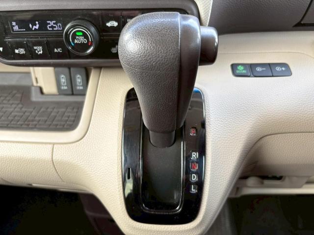 Ｎ－ＢＯＸ Ｇ・Ｌホンダセンシング　４ＷＤ　メモリーナビ　フルセグＴＶ　リアカメラ　スマートキー　ＬＥＤヘッドライト　衝突軽減ブレーキ　片側パワスラ　Ｂｌｕｅｔｏｏｔｈ　ＡＣＣ　ＥＴＣ（31枚目）