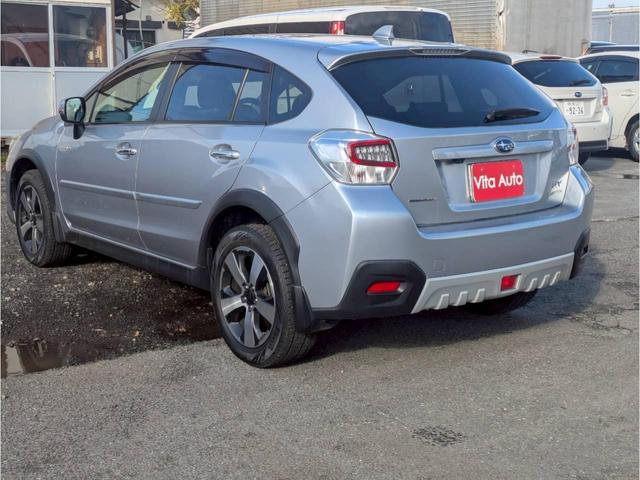 ＸＶハイブリッド ２．０ｉ－Ｌ　アイサイト　４ＷＤ　ＨＤＤナビ　フルセグＴＶ　リアカメラ　スマートキー　ＨＩＤヘッドライト　衝突軽減ブレーキ　前後ドラレコ　革シート　シートヒーター　Ｂｌｕｅｔｏｏｔｈ　クルコン　純正１７インチアルミ　ＥＴＣ（13枚目）