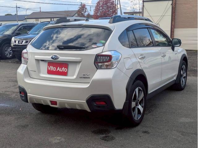 ＸＶハイブリッド ２．０ｉ－Ｌ　アイサイト　４ＷＤ　ＨＤＤナビ　フルセグＴＶ　リアカメラ　スマートキー　ＨＩＤヘッドライト　衝突軽減ブレーキ　Ｂｌｕｅｔｏｏｔｈ　クルコン　純正１７インチアルミ　ＥＴＣ（14枚目）