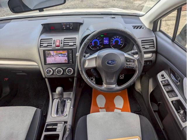 ＸＶハイブリッド ２．０ｉ－Ｌ　アイサイト　４ＷＤ　ＨＤＤナビ　フルセグＴＶ　リアカメラ　スマートキー　ＨＩＤヘッドライト　衝突軽減ブレーキ　Ｂｌｕｅｔｏｏｔｈ　クルコン　純正１７インチアルミ　ＥＴＣ（19枚目）