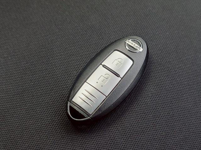 ノート Ｘ　ＦＯＵＲ　メモリーナビ　リアカメラ　スマートキー　衝突軽減ブレーキ　前ドラレコ　Ｂｌｕｅｔｏｏｔｈ　社外１４インチアルミ　ＥＴＣ（25枚目）