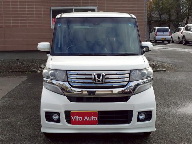 N-BOXカスタム G・ターボAパッケージ 4WD HDDナビ ワンセグTV スマートキー HIDヘッドライト 衝突軽減ブレーキ 両側パワスラ クルコン 社外14インチアルミ(4枚目)