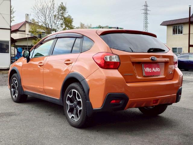 ＸＶ ２．０ｉ－Ｌ　アイサイト　４ＷＤ　メモリーナビ　フルセグＴＶ　リアカメラ　スマートキー　ＨＩＤヘッドライト　衝突軽減ブレーキ　前後ドラレコ　Ｂｌｕｅｔｏｏｔｈ　クルコン　純正１７インチアルミ　ＥＴＣ（12枚目）