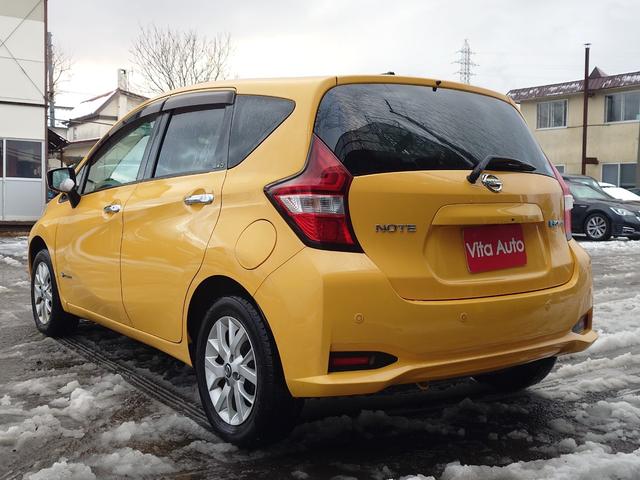 ノート ｅ－パワー　Ｘ　ＦＯＵＲ　４ＷＤ　スマートキー　衝突軽減ブレーキ　純正１５インチアルミ　ＥＴＣ（9枚目）