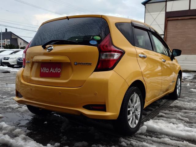 ノート ｅ－パワー　Ｘ　ＦＯＵＲ　４ＷＤ　スマートキー　衝突軽減ブレーキ　純正１５インチアルミ　ＥＴＣ（13枚目）