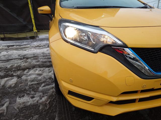 ノート ｅ－パワー　Ｘ　ＦＯＵＲ　４ＷＤ　スマートキー　衝突軽減ブレーキ　純正１５インチアルミ　ＥＴＣ（15枚目）