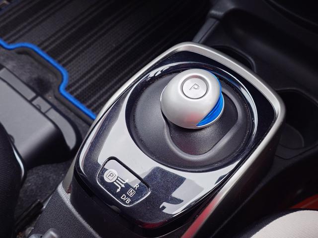 ノート ｅ－パワー　Ｘ　ＦＯＵＲ　４ＷＤ　スマートキー　衝突軽減ブレーキ　純正１５インチアルミ　ＥＴＣ（26枚目）