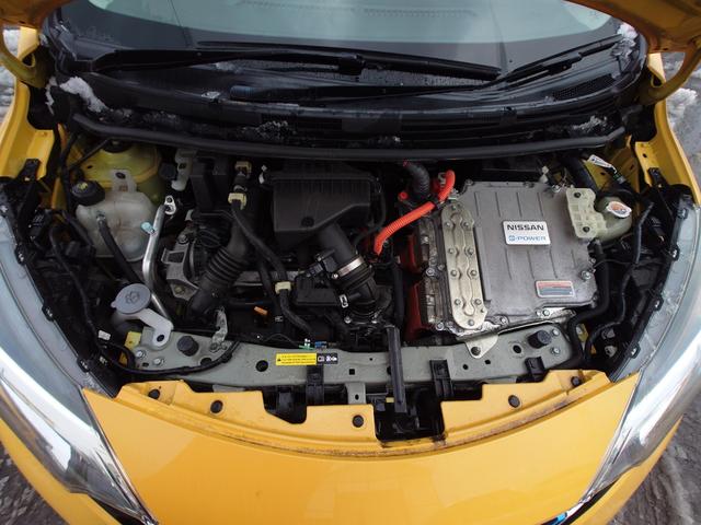 ノート ｅ－パワー　Ｘ　ＦＯＵＲ　４ＷＤ　スマートキー　衝突軽減ブレーキ　純正１５インチアルミ　ＥＴＣ（30枚目）