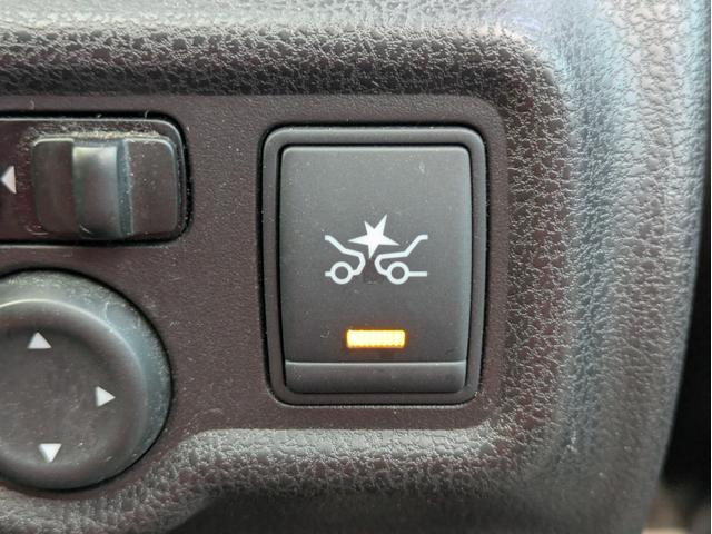 ノート Ｘ　ＦＯＵＲ　４ＷＤ　メモリーナビ　フルセグＴＶ　全方位カメラ　スマートキー　ＬＥＤヘッドライト　衝突軽減ブレーキ　Ｂｌｕｅｔｏｏｔｈ　純正１４インチ鉄（33枚目）