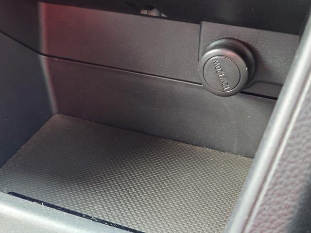 ＸＶハイブリッド ２．０ｉ－Ｌ　アイサイト　４ＷＤ　メモリーナビ　フルセグＴＶ　リアカメラ　スマートキー　ＨＩＤヘッドライト　衝突軽減ブレーキ　Ｂｌｕｅｔｏｏｔｈ　クルコン　社外１６インチアルミ（24枚目）