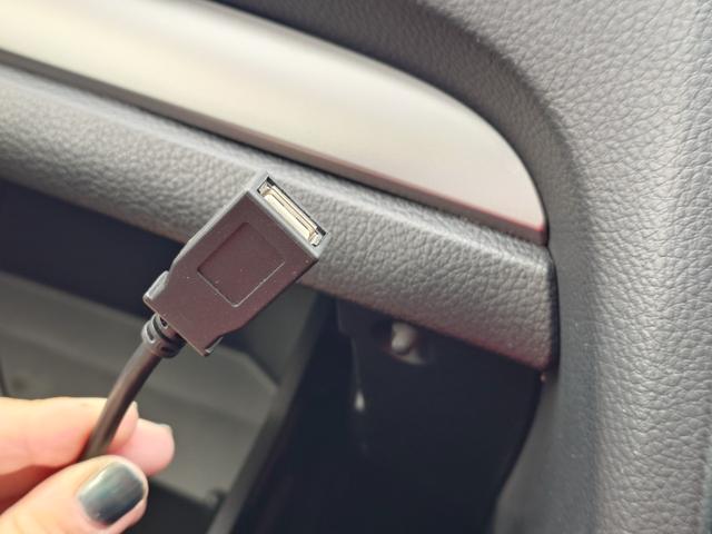 ＸＶハイブリッド ２．０ｉ－Ｌ　アイサイト　４ＷＤ　メモリーナビ　フルセグＴＶ　リアカメラ　スマートキー　ＨＩＤヘッドライト　衝突軽減ブレーキ　Ｂｌｕｅｔｏｏｔｈ　クルコン　社外１６インチアルミ（31枚目）