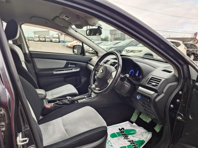 ＸＶハイブリッド ２．０ｉ－Ｌ　アイサイト　４ＷＤ　メモリーナビ　フルセグＴＶ　リアカメラ　スマートキー　ＨＩＤヘッドライト　衝突軽減ブレーキ　Ｂｌｕｅｔｏｏｔｈ　クルコン　社外１６インチアルミ（37枚目）