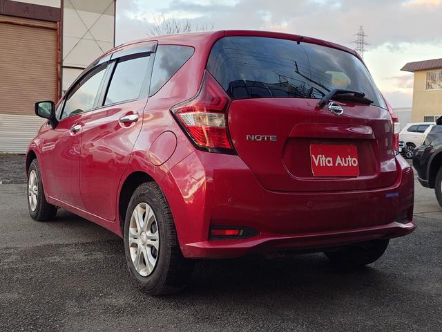 ノート Ｘ　ＦＯＵＲ　４ＷＤ　メモリーナビ　フルセグＴＶ　スマートキー　衝突軽減ブレーキ　前ドラレコ　Ｂｌｕｅｔｏｏｔｈ　純正１４インチ鉄（8枚目）