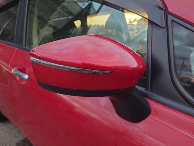 ノート Ｘ　ＦＯＵＲ　４ＷＤ　メモリーナビ　フルセグＴＶ　スマートキー　衝突軽減ブレーキ　前ドラレコ　Ｂｌｕｅｔｏｏｔｈ　純正１４インチ鉄（16枚目）