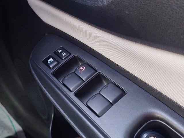 ノート Ｘ　ＦＯＵＲ　４ＷＤ　メモリーナビ　フルセグＴＶ　スマートキー　衝突軽減ブレーキ　前ドラレコ　Ｂｌｕｅｔｏｏｔｈ　純正１４インチ鉄（27枚目）