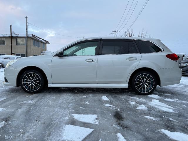 レガシィツーリングワゴン ２．５ｉアイサイト　４ＷＤ　ＨＤＤナビ　フルセグＴＶ　スマートキー　ＨＩＤヘッドライト　衝突軽減ブレーキ　前ドラレコ　Ｂｌｕｅｔｏｏｔｈ　クルコン　社外１７インチアルミ　ＥＴＣ（8枚目）