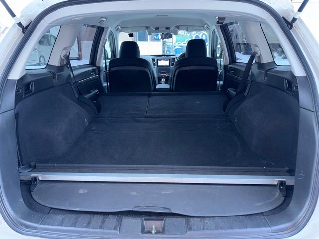 レガシィツーリングワゴン ２．５ｉアイサイト　４ＷＤ　ＨＤＤナビ　フルセグＴＶ　スマートキー　ＨＩＤヘッドライト　衝突軽減ブレーキ　前ドラレコ　Ｂｌｕｅｔｏｏｔｈ　クルコン　社外１７インチアルミ　ＥＴＣ（40枚目）