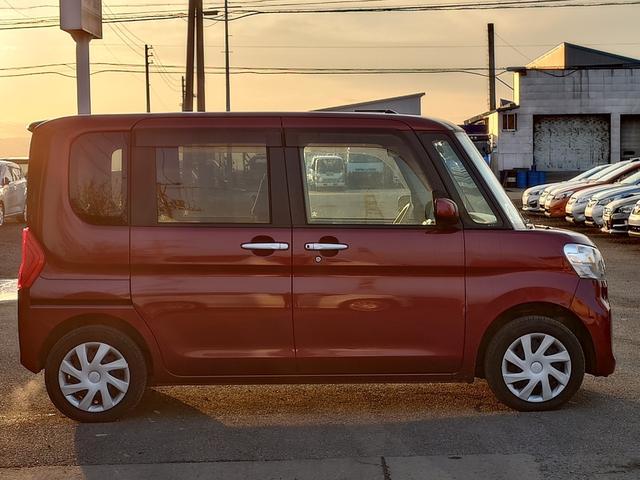 タント Ｘ　ＳＡＩＩＩ　４ＷＤ　メモリーナビ　フルセグＴＶ　リアカメラ　スマートキー　衝突軽減ブレーキ　片側パワスラ　シートヒーター　Ｂｌｕｅｔｏｏｔｈ　社外１４インチ鉄　ＥＴＣ（8枚目）