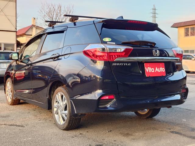 シャトル ハイブリッドＺ　４ＷＤ　メモリーナビ　フルセグＴＶ　スマートキー　ＬＥＤヘッドライト　衝突軽減ブレーキ　前ドラレコ　シートヒーター　Ｂｌｕｅｔｏｏｔｈ　クルコン　純正１６インチアルミ　ＥＴＣ（9枚目）