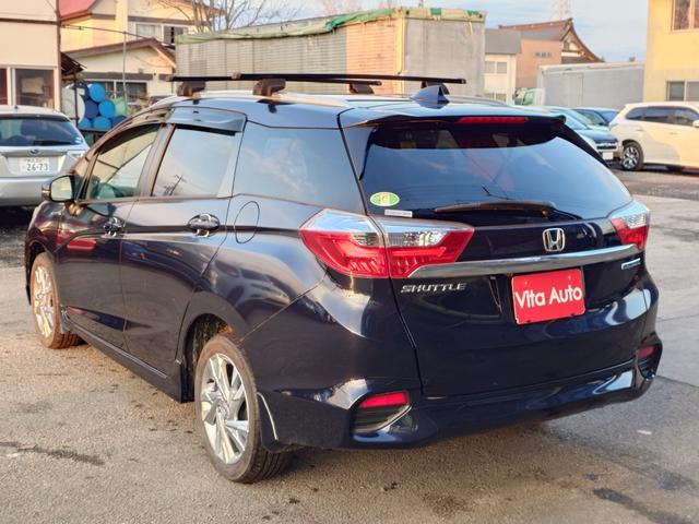 シャトル ハイブリッドＺ　４ＷＤ　メモリーナビ　フルセグＴＶ　スマートキー　ＬＥＤヘッドライト　衝突軽減ブレーキ　前ドラレコ　シートヒーター　Ｂｌｕｅｔｏｏｔｈ　クルコン　純正１６インチアルミ　ＥＴＣ（10枚目）