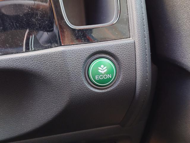 シャトル ハイブリッドＺ　４ＷＤ　メモリーナビ　フルセグＴＶ　スマートキー　ＬＥＤヘッドライト　衝突軽減ブレーキ　前ドラレコ　シートヒーター　Ｂｌｕｅｔｏｏｔｈ　クルコン　純正１６インチアルミ　ＥＴＣ（31枚目）