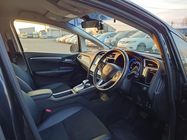 シャトル ハイブリッドＺ　４ＷＤ　メモリーナビ　フルセグＴＶ　スマートキー　ＬＥＤヘッドライト　衝突軽減ブレーキ　前ドラレコ　シートヒーター　Ｂｌｕｅｔｏｏｔｈ　クルコン　純正１６インチアルミ　ＥＴＣ（39枚目）