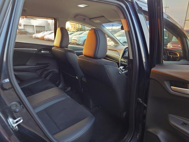 シャトル ハイブリッドＺ　４ＷＤ　メモリーナビ　フルセグＴＶ　スマートキー　ＬＥＤヘッドライト　衝突軽減ブレーキ　前ドラレコ　シートヒーター　Ｂｌｕｅｔｏｏｔｈ　クルコン　純正１６インチアルミ　ＥＴＣ（42枚目）