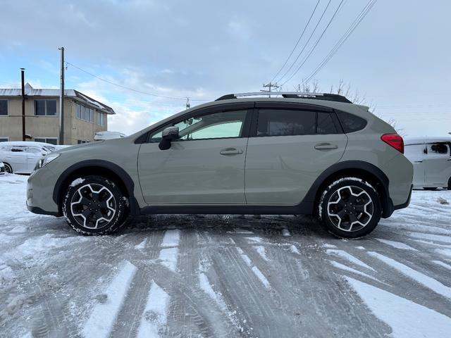 ＸＶ ２．０ｉ－Ｌ　アイサイトポップスター　４ＷＤ　メモリーナビ　フルセグＴＶ　リアカメラ　スマートキー　ＨＩＤヘッドライト　衝突軽減ブレーキ　前ドラレコ　Ｂｌｕｅｔｏｏｔｈ　クルコン　純正１７インチアルミ　ＥＴＣ（8枚目）