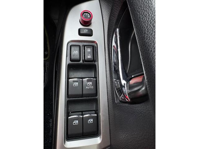 ＸＶ ２．０ｉ－Ｌ　アイサイトポップスター　４ＷＤ　メモリーナビ　フルセグＴＶ　リアカメラ　スマートキー　ＨＩＤヘッドライト　衝突軽減ブレーキ　前ドラレコ　Ｂｌｕｅｔｏｏｔｈ　クルコン　純正１７インチアルミ　ＥＴＣ（34枚目）