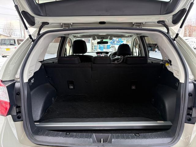 ＸＶ ２．０ｉ－Ｌ　アイサイトポップスター　４ＷＤ　メモリーナビ　フルセグＴＶ　リアカメラ　スマートキー　ＨＩＤヘッドライト　衝突軽減ブレーキ　前ドラレコ　Ｂｌｕｅｔｏｏｔｈ　クルコン　純正１７インチアルミ　ＥＴＣ（42枚目）