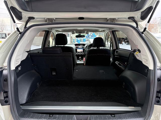 ＸＶ ２．０ｉ－Ｌ　アイサイトポップスター　４ＷＤ　メモリーナビ　フルセグＴＶ　リアカメラ　スマートキー　ＨＩＤヘッドライト　衝突軽減ブレーキ　前ドラレコ　Ｂｌｕｅｔｏｏｔｈ　クルコン　純正１７インチアルミ　ＥＴＣ（43枚目）