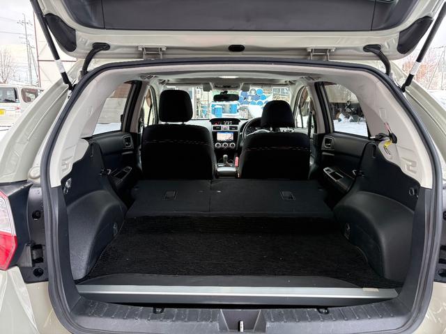 ＸＶ ２．０ｉ－Ｌ　アイサイトポップスター　４ＷＤ　メモリーナビ　フルセグＴＶ　リアカメラ　スマートキー　ＨＩＤヘッドライト　衝突軽減ブレーキ　前ドラレコ　Ｂｌｕｅｔｏｏｔｈ　クルコン　純正１７インチアルミ　ＥＴＣ（44枚目）