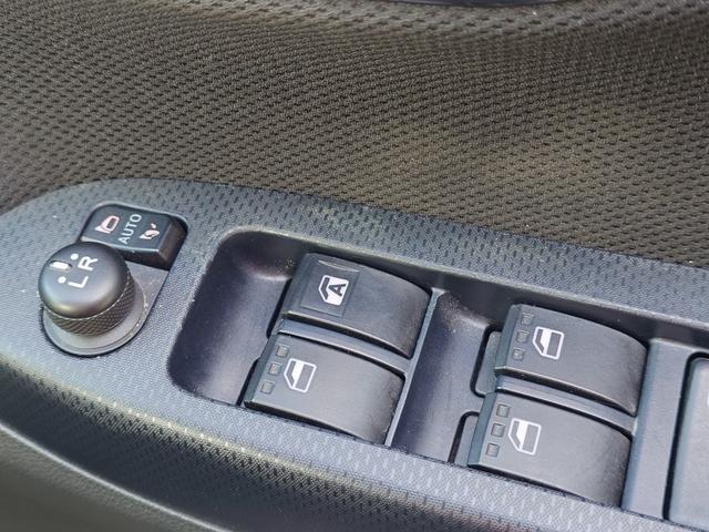 ムーヴ カスタム　Ｘリミテッド　ＳＡＩＩＩ　４ＷＤ　メモリーナビ　フルセグＴＶ　リアカメラ　スマートキー　ＨＩＤヘッドライト　衝突軽減ブレーキ　シートヒーター　Ｂｌｕｅｔｏｏｔｈ　社外１４インチアルミ（31枚目）