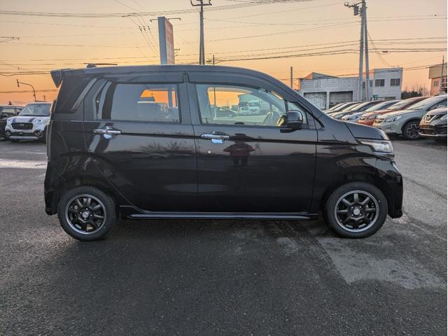 Ｎ－ＷＧＮカスタム Ｇ・Ａパッケージ　４ＷＤ　メモリーナビ　ワンセグＴＶ　リアカメラ　スマートキー　ＨＩＤヘッドライト　衝突軽減ブレーキ　前後ドラレコ　Ｂｌｕｅｔｏｏｔｈ　クルコン　社外１４インチアルミ（7枚目）