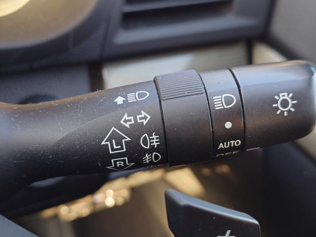 レガシィツーリングワゴン ２．５ｉ　Ｂスポーツアイサイト　４ＷＤ　ＳＤナビ　フルセグＴＶ　リアカメラ　スマートキー　ＨＩＤヘッドライト　衝突軽減ブレーキ　Ｂｌｕｅｔｏｏｔｈ　クルコン　社外１６インチアルミ　ＥＴＣ（27枚目）