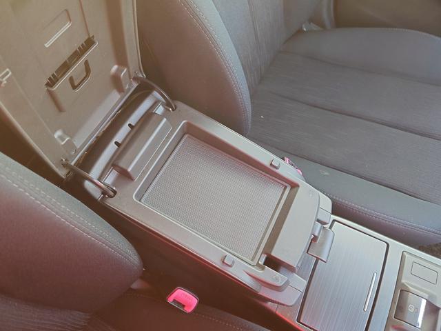 レガシィツーリングワゴン ２．５ｉ　Ｂスポーツアイサイト　４ＷＤ　ＳＤナビ　フルセグＴＶ　リアカメラ　スマートキー　ＨＩＤヘッドライト　衝突軽減ブレーキ　Ｂｌｕｅｔｏｏｔｈ　クルコン　社外１６インチアルミ　ＥＴＣ（32枚目）