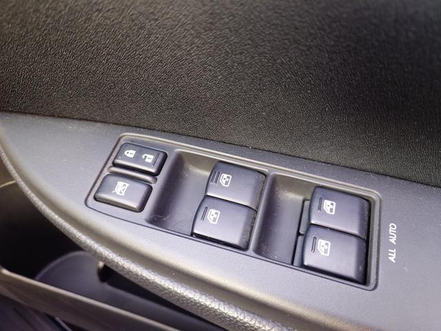 レガシィツーリングワゴン ２．５ｉ　Ｂスポーツアイサイト　４ＷＤ　ＳＤナビ　フルセグＴＶ　リアカメラ　スマートキー　ＨＩＤヘッドライト　衝突軽減ブレーキ　Ｂｌｕｅｔｏｏｔｈ　クルコン　社外１６インチアルミ　ＥＴＣ（37枚目）