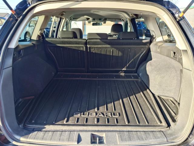 レガシィツーリングワゴン ２．５ｉ　Ｂスポーツアイサイト　４ＷＤ　ＳＤナビ　フルセグＴＶ　リアカメラ　スマートキー　ＨＩＤヘッドライト　衝突軽減ブレーキ　Ｂｌｕｅｔｏｏｔｈ　クルコン　社外１６インチアルミ　ＥＴＣ（43枚目）