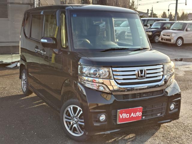 Ｎ－ＢＯＸカスタム Ｇ・Ｌパッケージ　４ＷＤ　スマートキー　ＨＩＤヘッドライト　片側パワスラ　純正１４インチアルミ（2枚目）