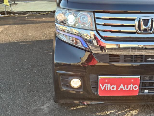 Ｎ－ＢＯＸカスタム Ｇ・Ｌパッケージ　４ＷＤ　スマートキー　ＨＩＤヘッドライト　片側パワスラ　純正１４インチアルミ（15枚目）