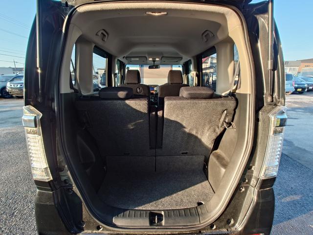 Ｎ－ＢＯＸカスタム Ｇ・Ｌパッケージ　４ＷＤ　スマートキー　ＨＩＤヘッドライト　片側パワスラ　純正１４インチアルミ（38枚目）