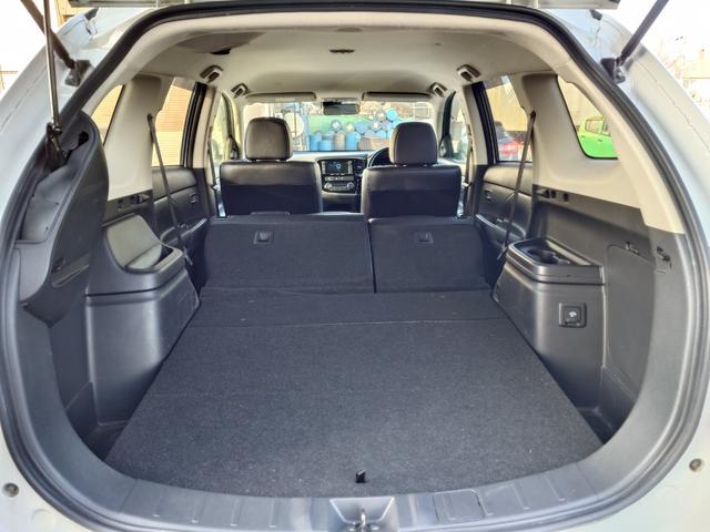 アウトランダーＰＨＥＶ Ｇナビパッケージ　４ＷＤ　ＳＤナビ　フルセグＴＶ　リアカメラ　スマートキー　ＨＩＤヘッドライト　衝突軽減ブレーキ　シートヒーター　Ｂｌｕｅｔｏｏｔｈ　クルコン　純正１８インチアルミ　ＥＴＣ（46枚目）