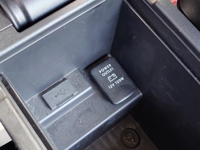 アウトランダーＰＨＥＶ Ｇナビパッケージ　４ＷＤ　ＳＤナビ　フルセグＴＶ　リアカメラ　スマートキー　ＨＩＤヘッドライト　衝突軽減ブレーキ　シートヒーター　Ｂｌｕｅｔｏｏｔｈ　クルコン　純正１８インチアルミ　ＥＴＣ（35枚目）