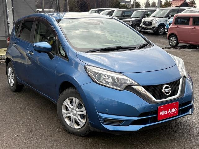 ノート X FOUR スマートセーフティエディション 4WD メモリーナビ フルセグTV 全方位カメラ スマートキー 衝突軽減ブレーキ 前後ドラレコ Bluetooth 純正14インチ鉄(2枚目)