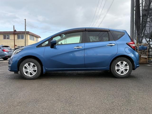 ノート X FOUR スマートセーフティエディション 4WD メモリーナビ フルセグTV 全方位カメラ スマートキー 衝突軽減ブレーキ 前後ドラレコ Bluetooth 純正14インチ鉄(8枚目)